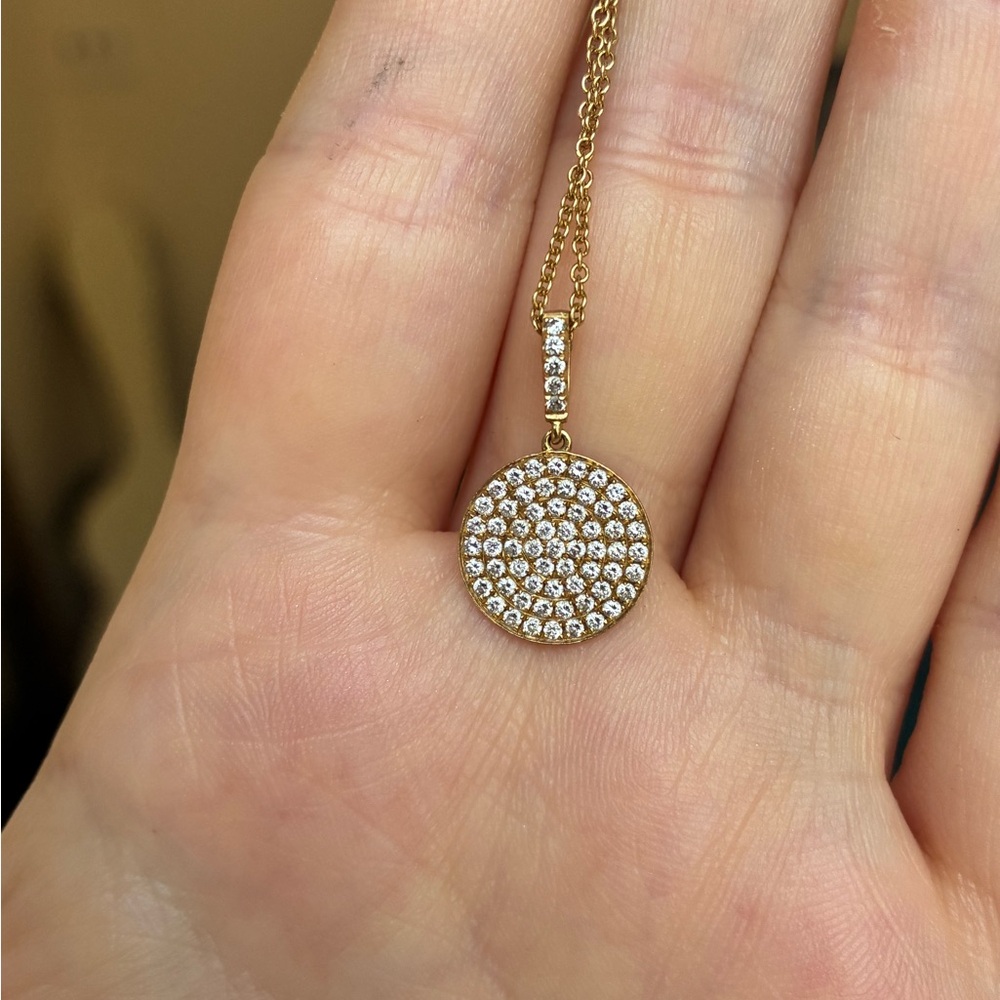 Beautiful 18k solid gold .49 ctw and Genuine Pave Diamond Pendant necklace 💎 - Picture 10 of 16